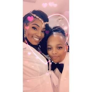 Meet your Posher, Ashley